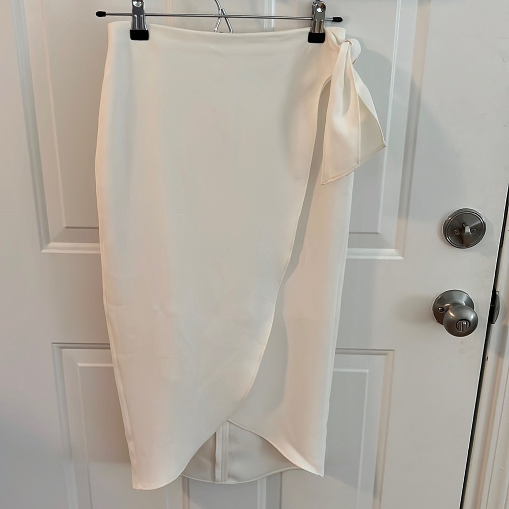 Express MIDI wrap skirt
